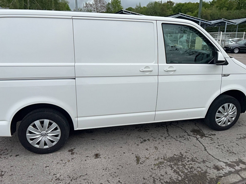 Volkswagen Transporter FOURGON TRANSPORTER FGN TOLE L1H1 2.0 TDI 150 DSG7  occasion à Besanon - photo n°9