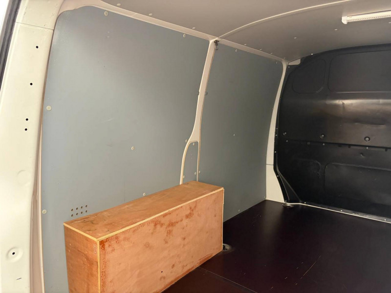 Volkswagen Transporter L1H1 2.8T 2.0 16V TDI - 204 - BV DSG  T6 SG FOURGON TOLE Fou  occasion � Bessi�res - photo n�18