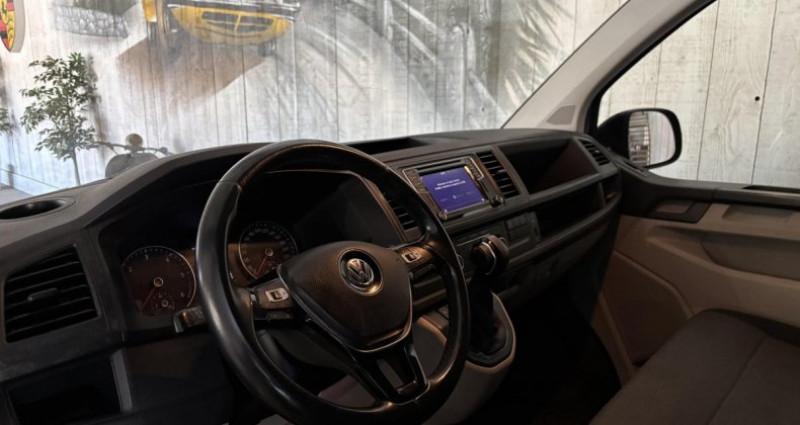 Volkswagen Transporter T6 2.0 TDI 204 CV L1H1 EDITION 4MOTION DSG 2019 - photo n°5 Volkswagen Transporter T6 2.0 TDI 204 CV L1H1 EDITION 4MOTION DSG  occasion à Charentilly - photo n°5