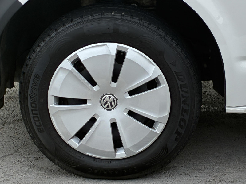 Volkswagen Transporter TRANSPORTER 6.1 VAN L1H1 2.0 TDI 110 BVM5 BUSINESS 4p  occasion  LESCAR - photo n5