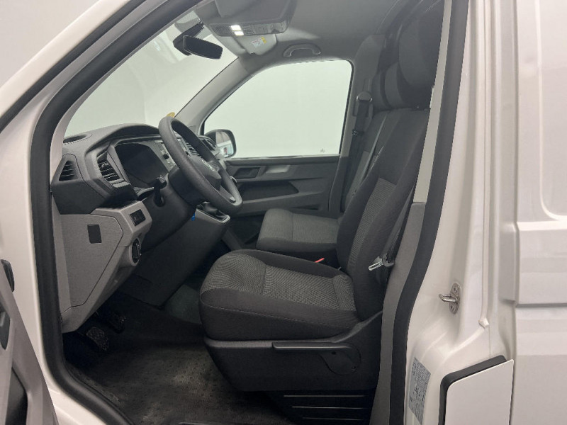 Volkswagen Transporter TRANSPORTER 6.1 VAN L1H1 2.0 TDI 110 BVM5 BUSINESS  occasion  Beauvais - photo n18