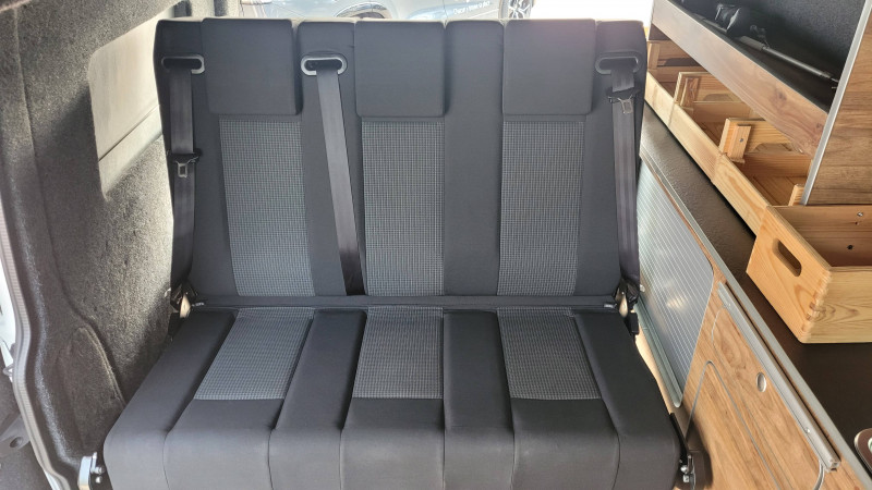 Volkswagen Transporter TRANSPORTER 6.1 VAN L1H1 2.0 TDI 150 BVM6 BUSINESS PLUS 4p  occasion à Onet-le-Chteau - photo n°11
