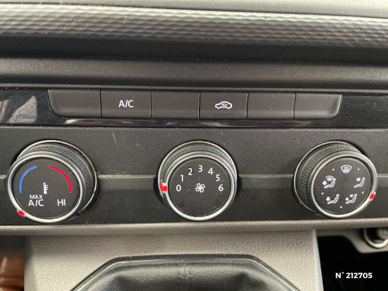 Volkswagen Transporter TRANSPORTER 6.1 VAN L2H1 2.0 TDI 110 BVM5 2021 - photo n°19 Volkswagen Transporter TRANSPORTER 6.1 VAN L2H1 2.0 TDI 110 BVM5  occasion à Saint-Quentin - photo n°19