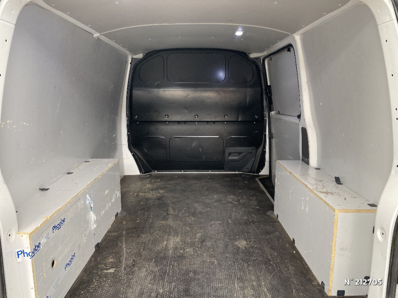 Volkswagen Transporter TRANSPORTER 6.1 VAN L2H1 2.0 TDI 110 BVM5 2021 - photo n°7 Volkswagen Transporter TRANSPORTER 6.1 VAN L2H1 2.0 TDI 110 BVM5  occasion à Saint-Quentin - photo n°7