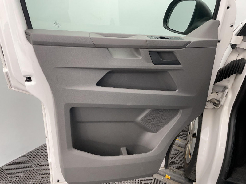 Volkswagen Transporter TRANSPORTER 6.1 VAN L2H1 2.0 TDI 110 BVM5 2021 - photo n°16 Volkswagen Transporter TRANSPORTER 6.1 VAN L2H1 2.0 TDI 110 BVM5  occasion à Saint-Quentin - photo n°16