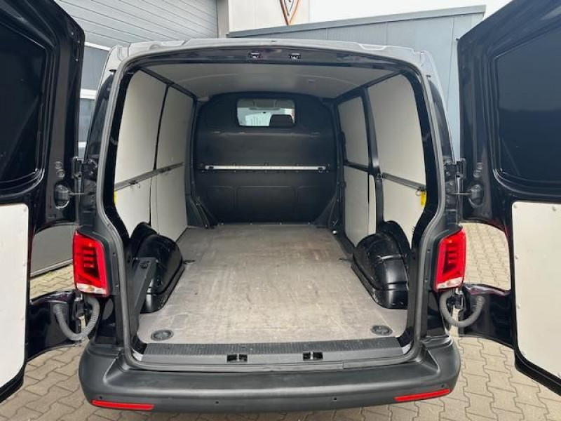 Volkswagen Transporter TRANSPORTER 6.1 VAN L2H1 2.0 TDI 150 BVM  occasion  Beaupuy - photo n2
