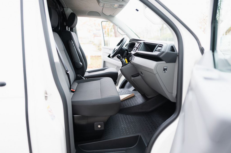 Volkswagen Transporter TRANSPORTER 6.1 VAN L2H1 2.0 TDI 150 BVM  occasion  Beaupuy - photo n6