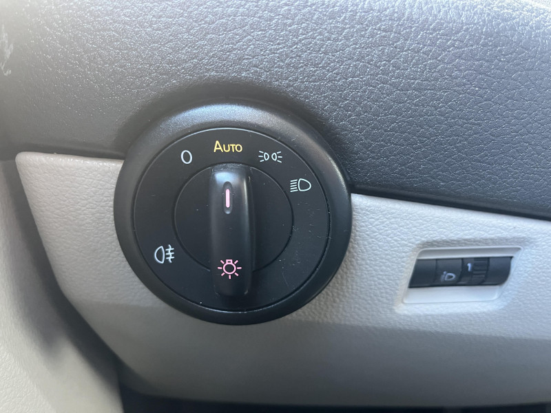 Volkswagen Transporter TRANSPORTER FGN TOLE L1H1 2.0 TDI 150 BUSINESS LINE 4p  occasion &agrave; Mende - photo n&deg;9