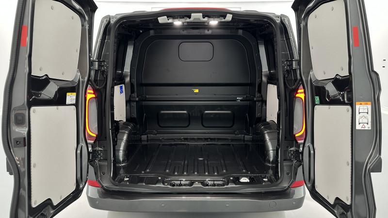 Volkswagen Transporter Transporter procab T7 L1H1 2.0 TDI 170ch Business BVA8 2025 - photo n°9 Volkswagen Transporter Transporter procab T7 L1H1 2.0 TDI 170ch Business BVA8  occasion à SAINT-GREGOIRE - photo n°9