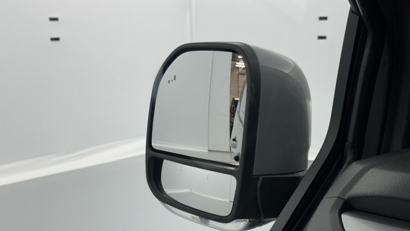 Volkswagen Transporter Transporter procab T7 L2H1 2.0 TDI 170ch Business BVA8  occasion  SAINT-GREGOIRE - photo n15