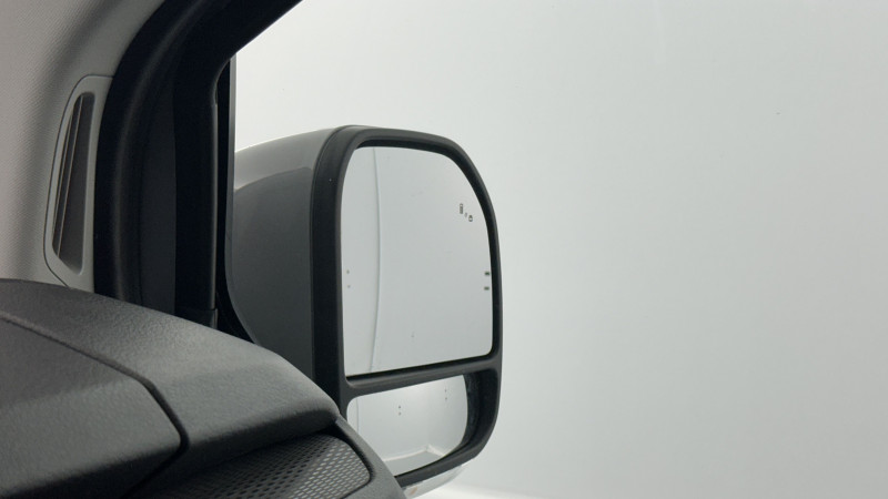 Volkswagen Transporter TRANSPORTER T7 L1H1 2.0 TDI 150ch Business BVA8  occasion � SAINT-GREGOIRE - photo n�17