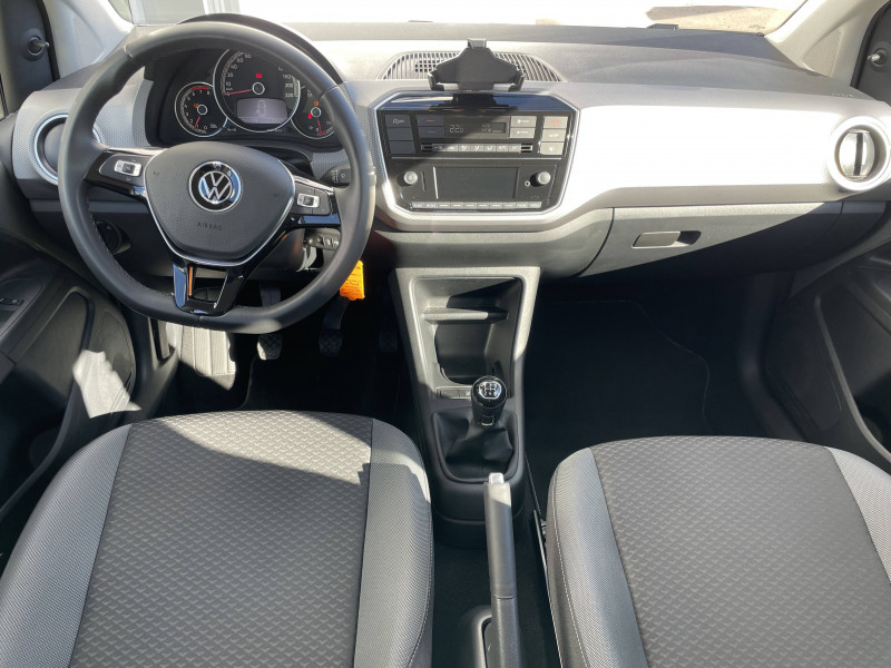 Volkswagen Up ! 2.0 Up 1.0 65 BlueMotion Technology BVM5  occasion à Macon - photo n°9