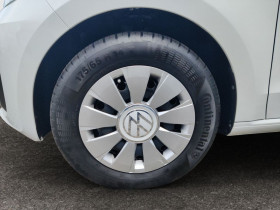 Volkswagen Up 1.0 68  BVM  occasion  Beaupuy - photo n6