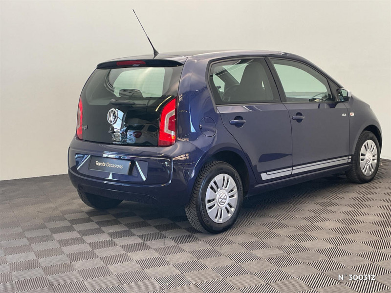 Volkswagen Up 1.0 75ch BlueMotion up! club 5p  occasion à Beauvais - photo n°6