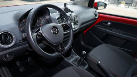 Volkswagen Up 1.0 90  BVM  occasion  Beaupuy - photo n9