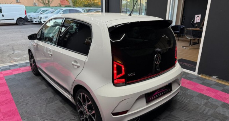 Volkswagen Up UP! 2.0 1.0 115 cv BVM6 GTI / 2ND MAIN / REVISION À JOUR 2021 - photo n°6 Volkswagen Up UP! 2.0 1.0 115 cv BVM6 GTI / 2ND MAIN / REVISION À JOUR  occasion à Marignane - photo n°6
