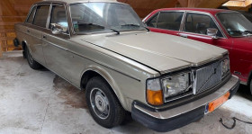 Volvo 264 occasion 1976 mise en vente &agrave; SALINS-LES-BAINS par le garage SANSEIGNE VINTAGE - photo n&deg;1