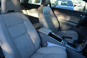 Volvo C70 D3 150CH MOMENTUM GEARTRONIC  occasion  Toulouse - photo n9