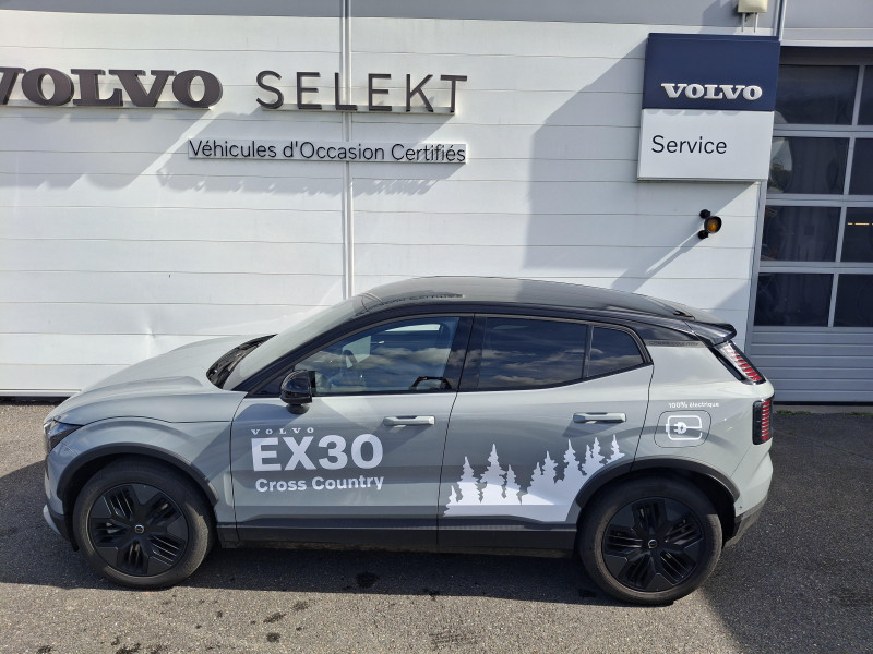 Volvo EX30 EX30 Cross Country Twin Performance 428 ch 1EDT Ultra 5p 2025 - photo n°2 Volvo EX30 EX30 Cross Country Twin Performance 428 ch 1EDT Ultra 5p  occasion à Onet-le-Château - photo n°2