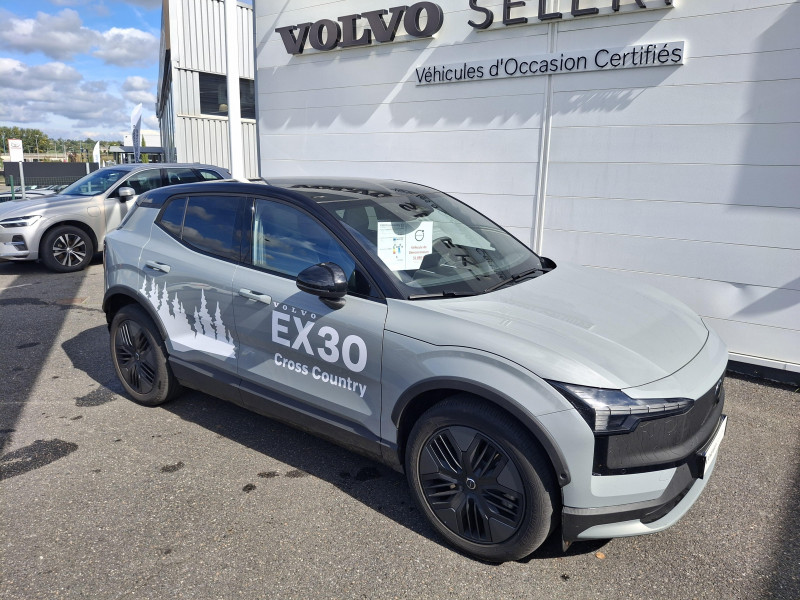 Volvo EX30 EX30 Cross Country Twin Performance 428 ch 1EDT Ultra 5p 2025 - photo n°7 Volvo EX30 EX30 Cross Country Twin Performance 428 ch 1EDT Ultra 5p  occasion à Onet-le-Château - photo n°7