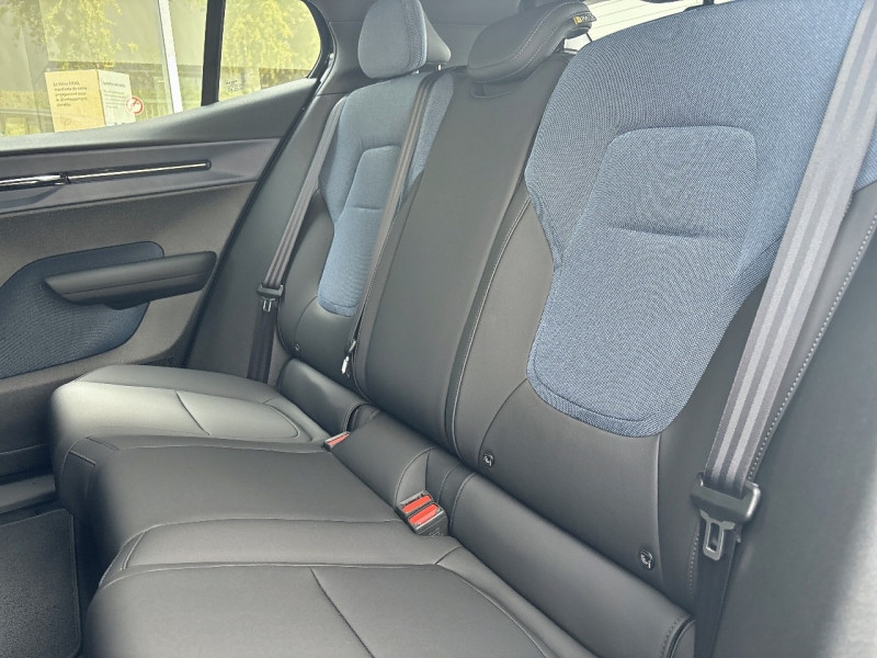 Volvo EX30 Single Extended Range 272ch Plus 2024 - photo n°9 Volvo EX30 Single Extended Range 272ch Plus  occasion à Auxerre - photo n°9