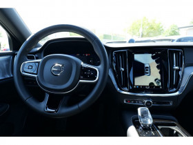Volvo S60 T8 AWD 310 ch + 145 ch BVA  occasion  Beaupuy - photo n3