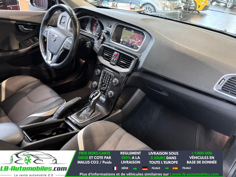 Volvo V40 Cross Country T3 152 ch BVA  occasion � Beaupuy - photo n�3
