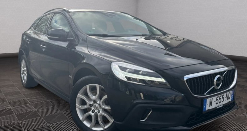 Volvo V40 Cross Country 2.0 D3 Plus 150ch - Caméra de recul GPS 2017 - photo n°4 Volvo V40 Cross Country 2.0 D3 Plus 150ch - Caméra de recul GPS  occasion à Uckange - photo n°4