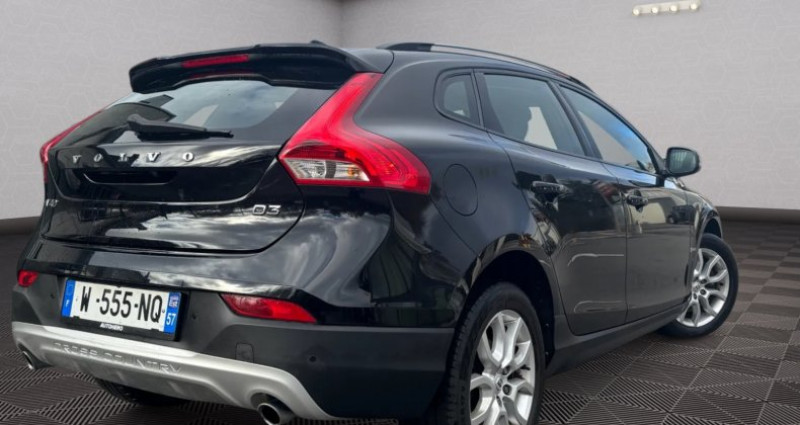 Volvo V40 Cross Country 2.0 D3 Plus 150ch - Caméra de recul GPS 2017 - photo n°2 Volvo V40 Cross Country 2.0 D3 Plus 150ch - Caméra de recul GPS  occasion à Uckange - photo n°2