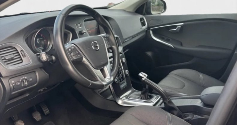 Volvo V40 Cross Country 2.0 D3 Plus 150ch - Caméra de recul GPS 2017 - photo n°7 Volvo V40 Cross Country 2.0 D3 Plus 150ch - Caméra de recul GPS  occasion à Uckange - photo n°7