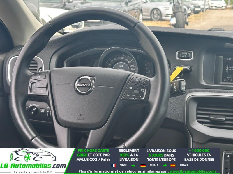Volvo V40 T2 122 ch BVA  occasion � Beaupuy - photo n�8