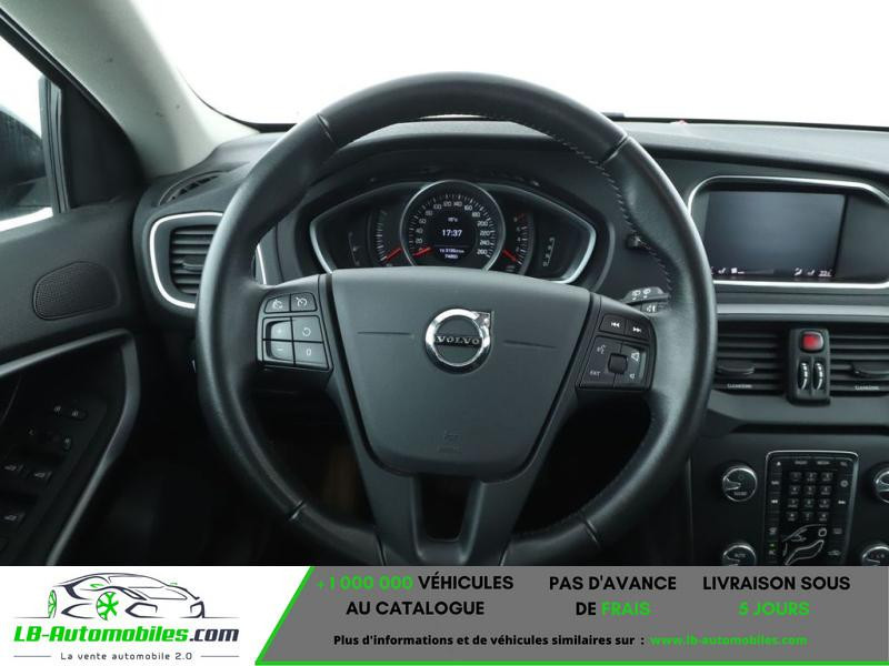 Volvo V40 T2 122 ch BVA  occasion  Beaupuy - photo n10
