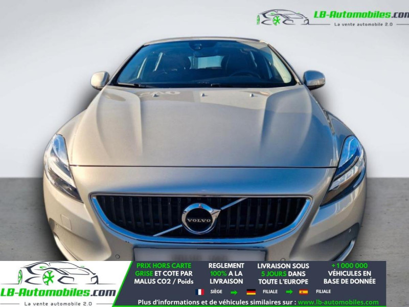 Volvo V40 T2 122 ch BVM  occasion � Beaupuy - photo n�2