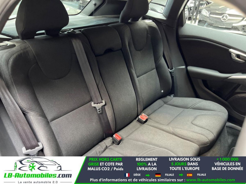 Volvo V40 T2 122 ch BVM  occasion � Beaupuy - photo n�9