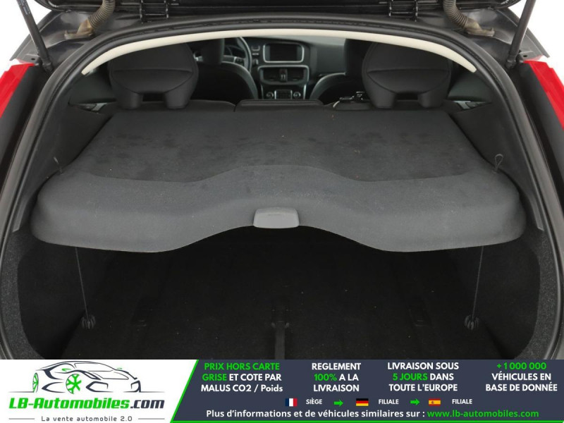 Volvo V40 T2 122 ch BVM  occasion � Beaupuy - photo n�10