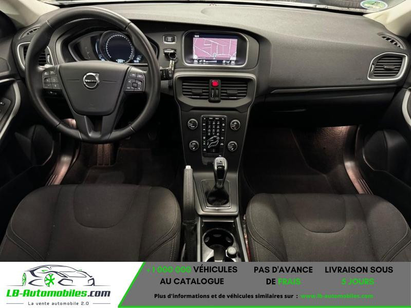 Volvo V40 T2 122 ch BVM  occasion  Beaupuy - photo n3