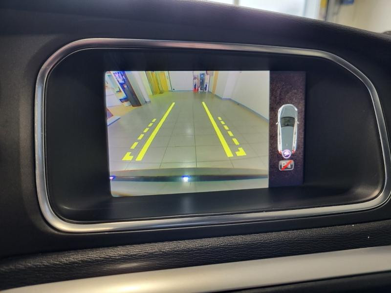 Volvo V40 T2 122ch Signature Edition Geartronic  occasion  Chaumont - photo n18