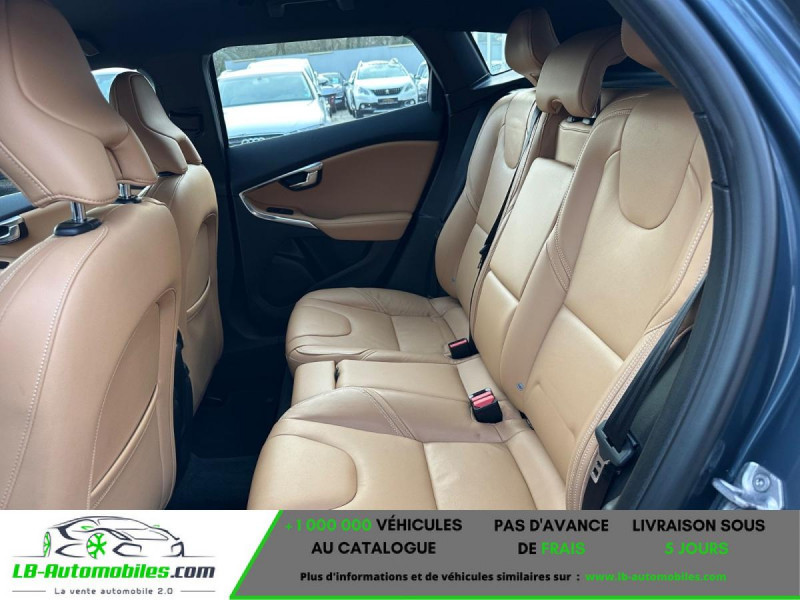 Volvo V40 T3 152 ch BVA  occasion � Beaupuy - photo n�8