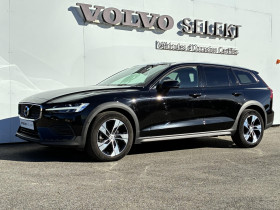 Volvo V60 Cross Country occasion 2021 mise en vente à Lescar par le garage VOLVO - SIPA AUTOMOBILES - PAU - photo n°1