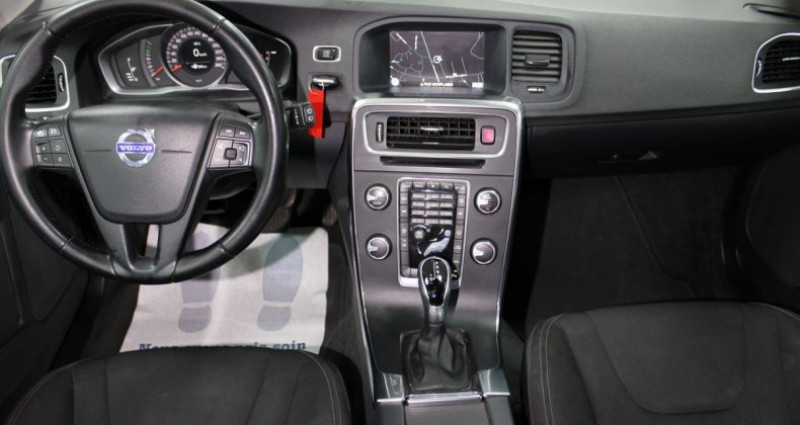 Volvo V60 D2 120CH KINETIC BUSINESS GEARTRONIC 2016 - photo n°7 Volvo V60 D2 120CH KINETIC BUSINESS GEARTRONIC  occasion à Coulommiers - photo n°7