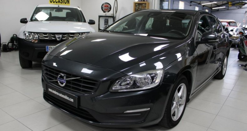 Volvo V60 D2 120CH KINETIC BUSINESS GEARTRONIC 2016 Volvo V60 D2 120CH KINETIC BUSINESS GEARTRONIC  occasion à Coulommiers