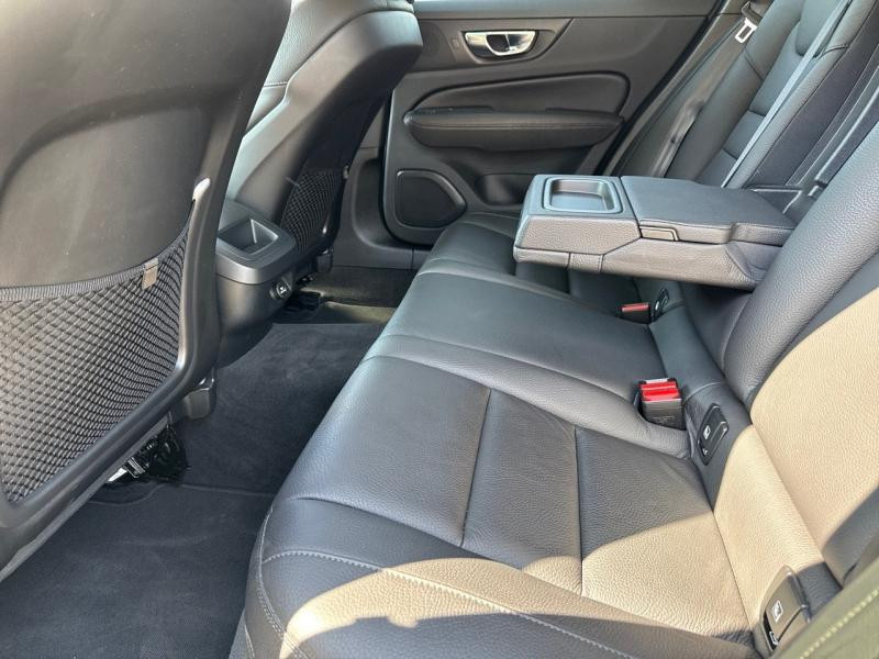 Volvo V60 D4 190ch AdBlue Business Executive Geartronic  occasion  Barberey-Saint-Sulpice - photo n10
