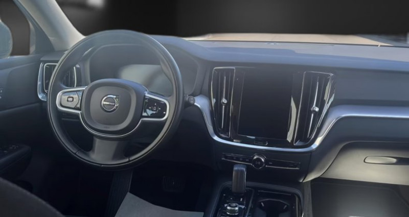 Volvo V60 Hybride 392Ch R 4 AWD Design Expression Navi LED / 08 2021 - photo n°5 Volvo V60 Hybride 392Ch R 4 AWD Design Expression Navi LED / 08  occasion à Saint-Diéry - photo n°5