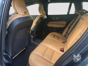 Volvo V60 T8 AWD 310 ch + 145 ch BVA  occasion  Beaupuy - photo n7