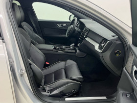 Volvo V60 T8 AWD 310 ch + 145 ch BVA  occasion  Beaupuy - photo n8