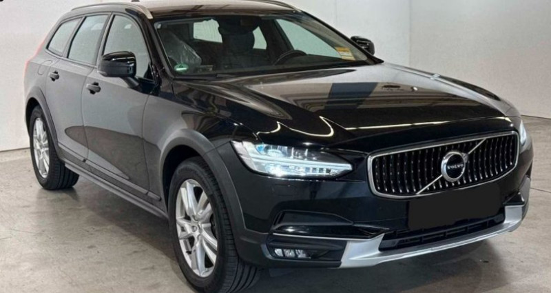 Volvo V90 Cross Country D5 AWD 235 Geartronic 8 2018 - photo n°2 Volvo V90 Cross Country D5 AWD 235 Geartronic 8  occasion à Saint Patrice - photo n°2