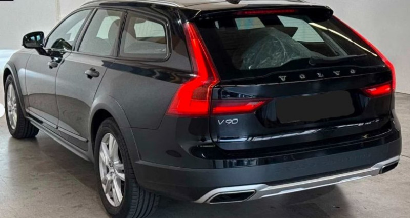 Volvo V90 Cross Country D5 AWD 235 Geartronic 8 2018 - photo n°5 Volvo V90 Cross Country D5 AWD 235 Geartronic 8  occasion à Saint Patrice - photo n°5