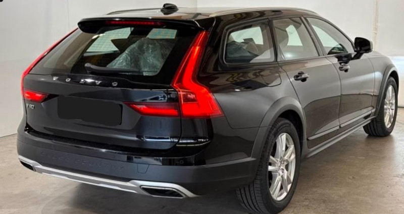 Volvo V90 Cross Country D5 AWD 235 Geartronic 8 2018 - photo n°4 Volvo V90 Cross Country D5 AWD 235 Geartronic 8  occasion à Saint Patrice - photo n°4
