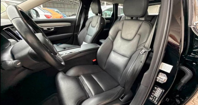 Volvo V90 Cross Country D5 AWD 235 Geartronic 8 2018 - photo n°7 Volvo V90 Cross Country D5 AWD 235 Geartronic 8  occasion à Saint Patrice - photo n°7