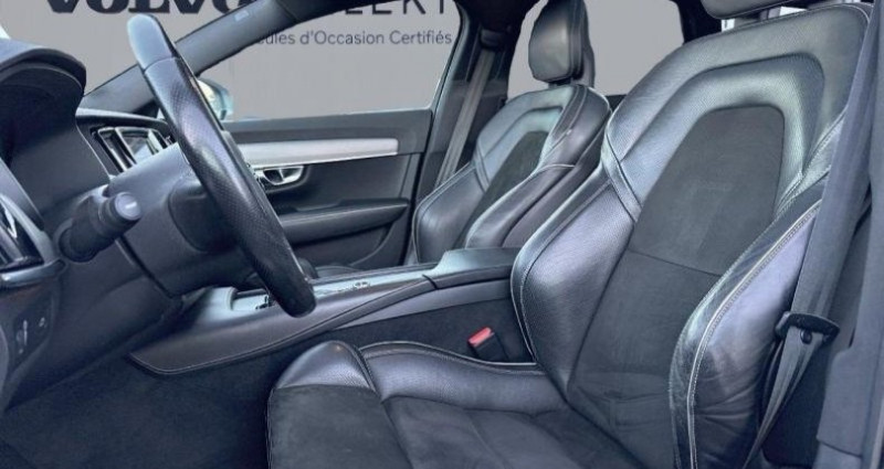 Volvo V90 D5 AWD 235ch R-Design Geartronic 2017 - photo n°5 Volvo V90 D5 AWD 235ch R-Design Geartronic  occasion à AUBIERE - photo n°5